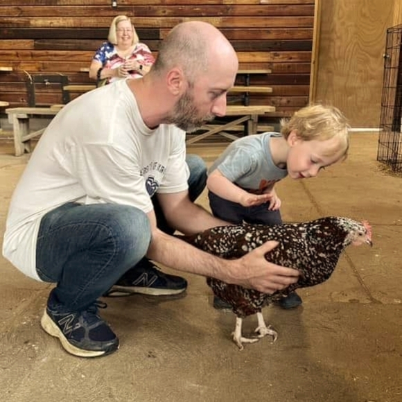 Meet your Posher, Mike - Picture 3 of 3